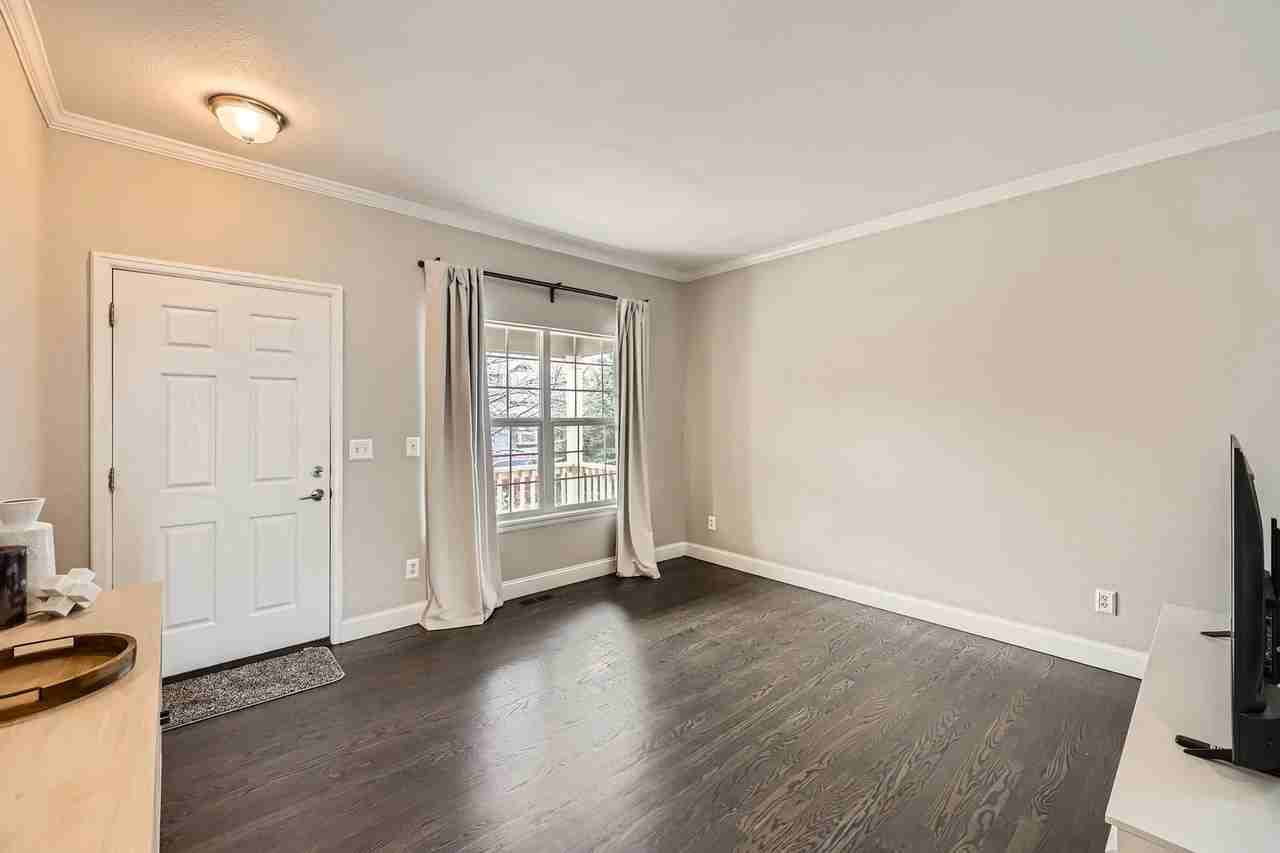 1109 N Tabor Dr - Photo 6 of 20