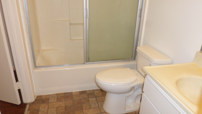 5271 Huntington Drive North, Los Angeles, Ca, Usa #203 - Photo 5 of 10