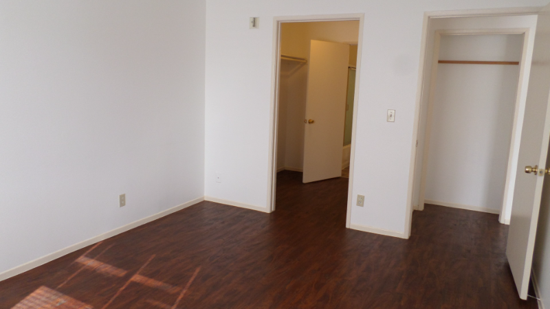 5271 Huntington Drive North, Los Angeles, Ca, Usa #203 - Photo 6 of 10