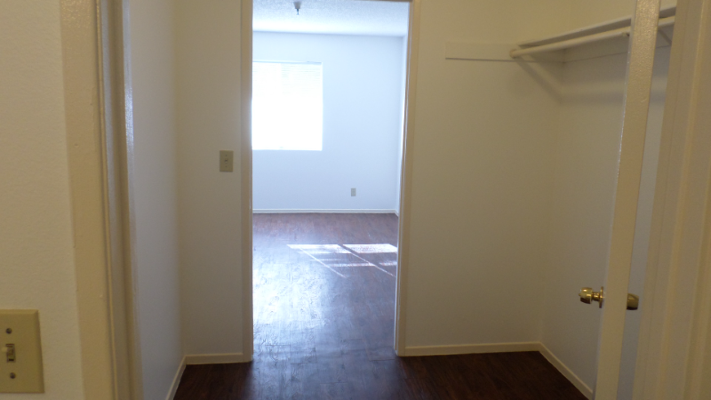 5271 Huntington Drive North, Los Angeles, Ca, Usa #203 - Photo 7 of 10