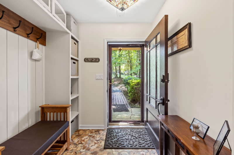 32 Estes Ct - Photo 4 of 20