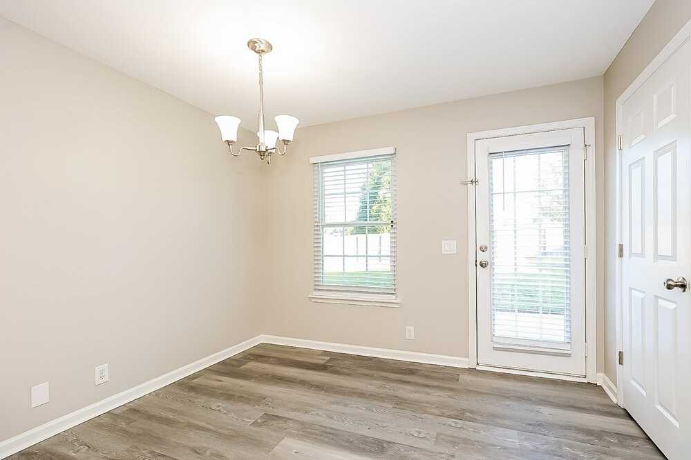 7552 W Winchester Dr - Photo 6 of 16