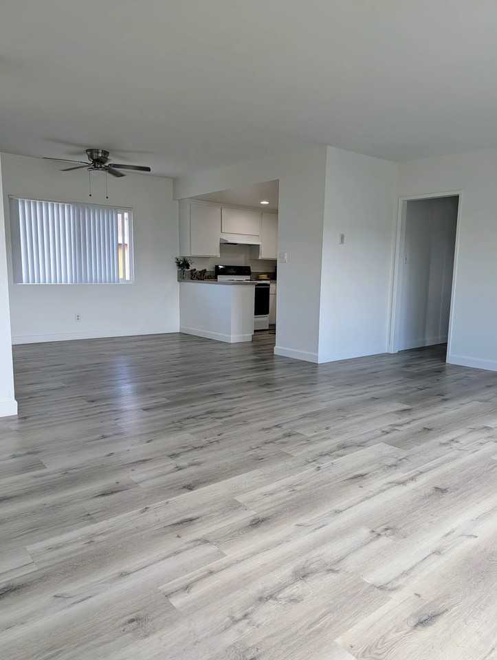 2870 W 235th St #4 - Photo 3 of 16