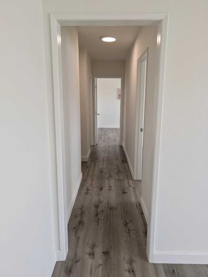 2870 W 235th St #4 - Photo 7 of 16