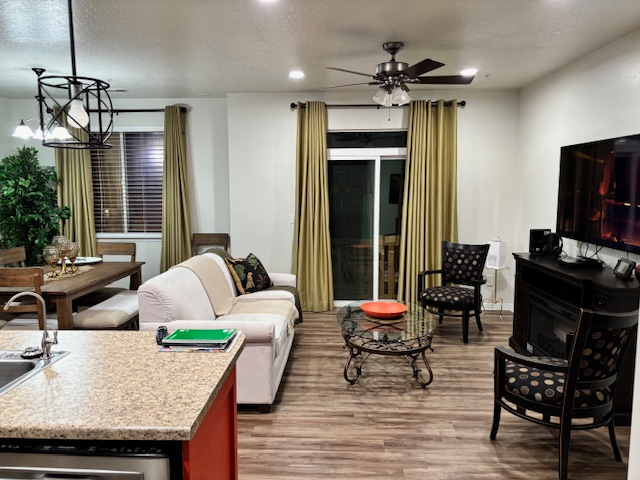 3108 W Desert Lily Dr - Photo 4 of 4