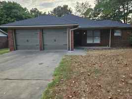 featured image of 21 Bernard Dr