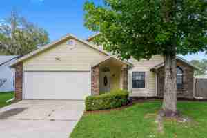 featured image of 1266 Bee St N