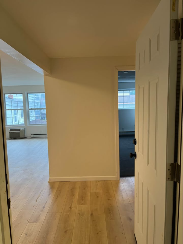 1109 1st North St #33 - Photo 4 of 9