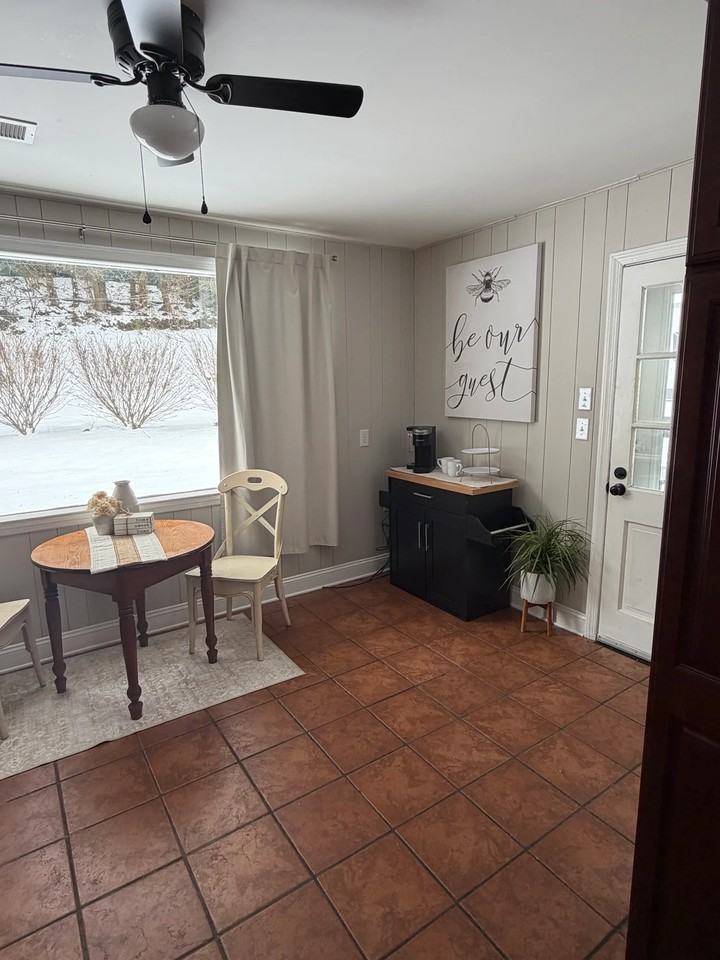 322 Sequoyah Dr - Photo 3 of 11