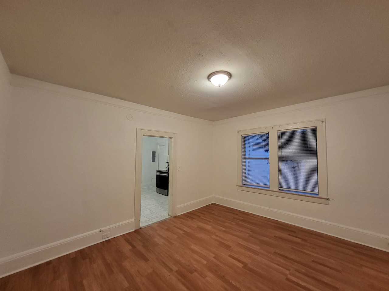 4304 Springfield Blvd #4304 - Photo 4 of 9