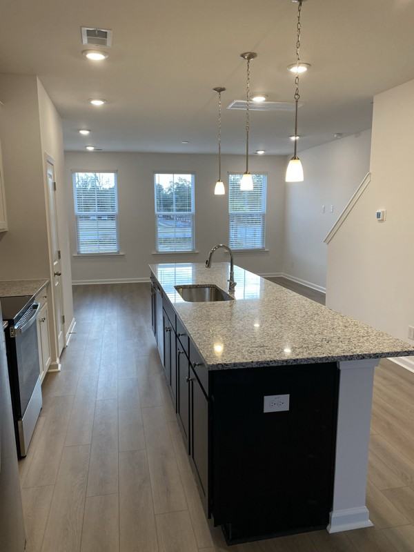 4633 Forest Hills Dr #102 - Photo 5 of 15