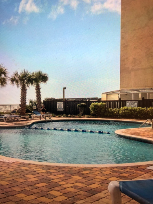 1605 S Ocean Blvd - Photo 5 of 19