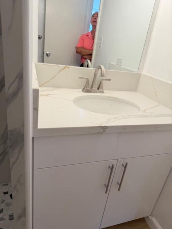 445 Seaside Ave - Photo 5 of 14