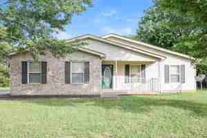 featured image of 3944 Rock Creek Dr