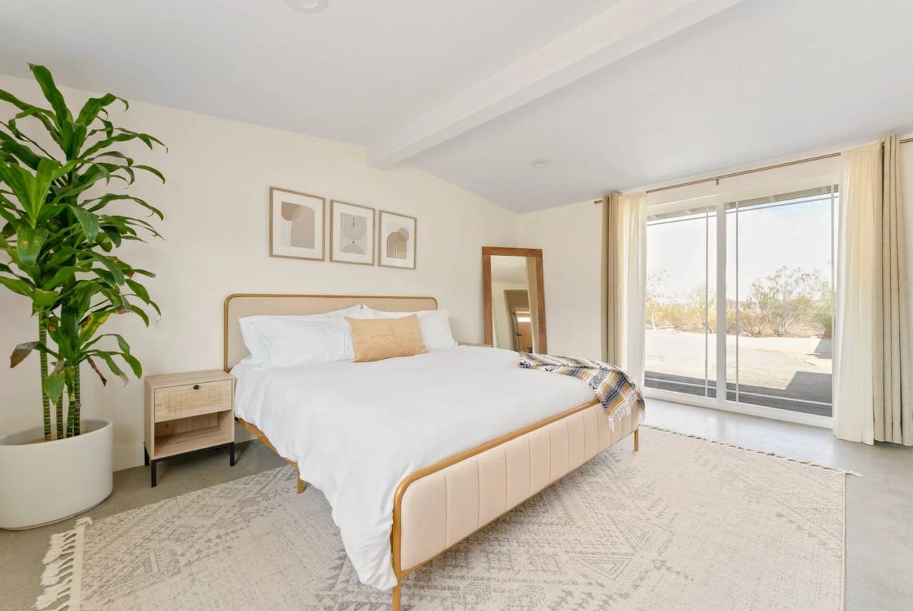 6651 Mount Shasta Ave - Photo 6 of 15