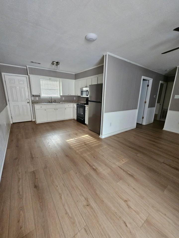 20 Linder Rd #1 - Photo 2 of 9