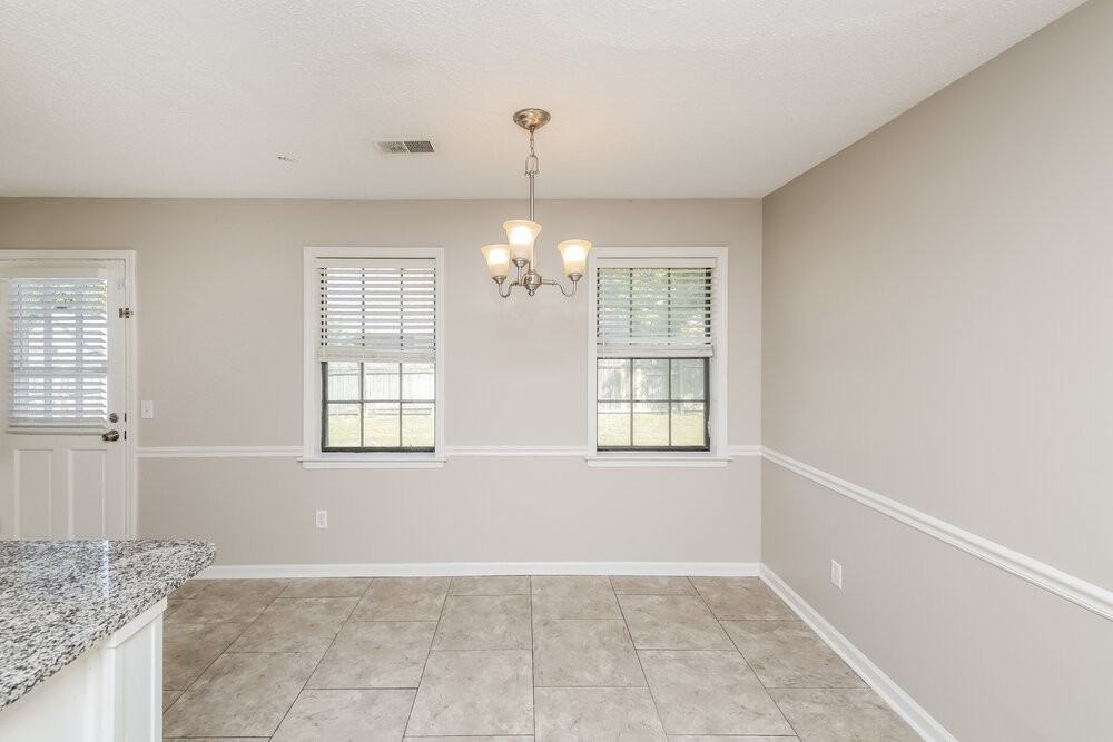 4000 Kingsland Cv - Photo 6 of 17