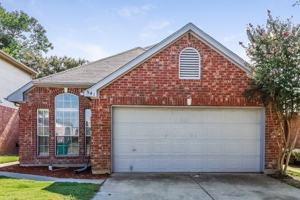 featured image of 941 Azalia Dr