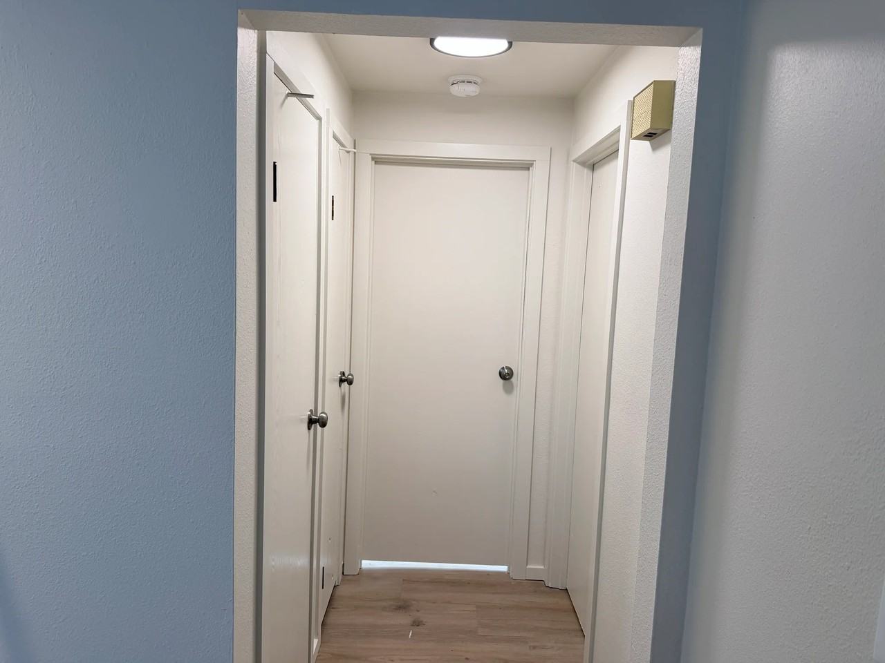 223 E St Ne #3 - Photo 4 of 6