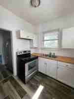 featured image of 234 E 18th St