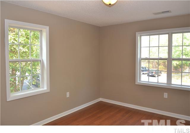 3000 Centennial Woods Dr - Photo 5 of 11