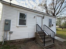 featured image of 2602 S Purvis Dr #B