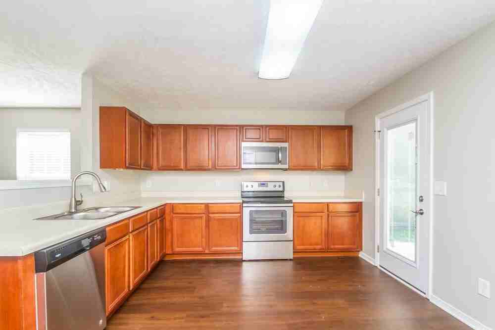 5328 Skip Jack Dr - Photo 5 of 15