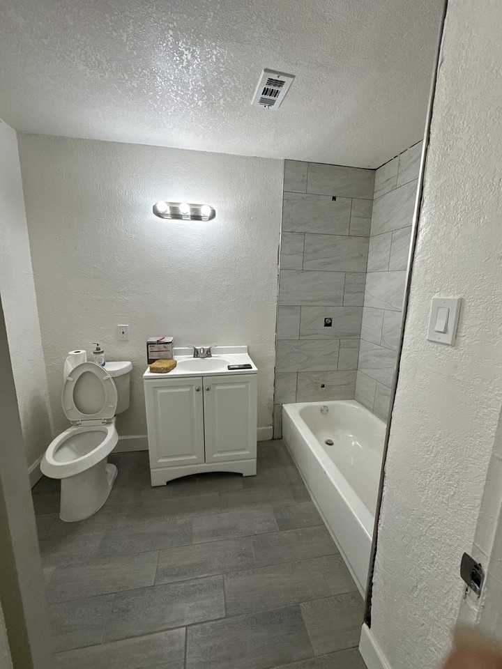 23 W Eyman St - Photo 5 of 6