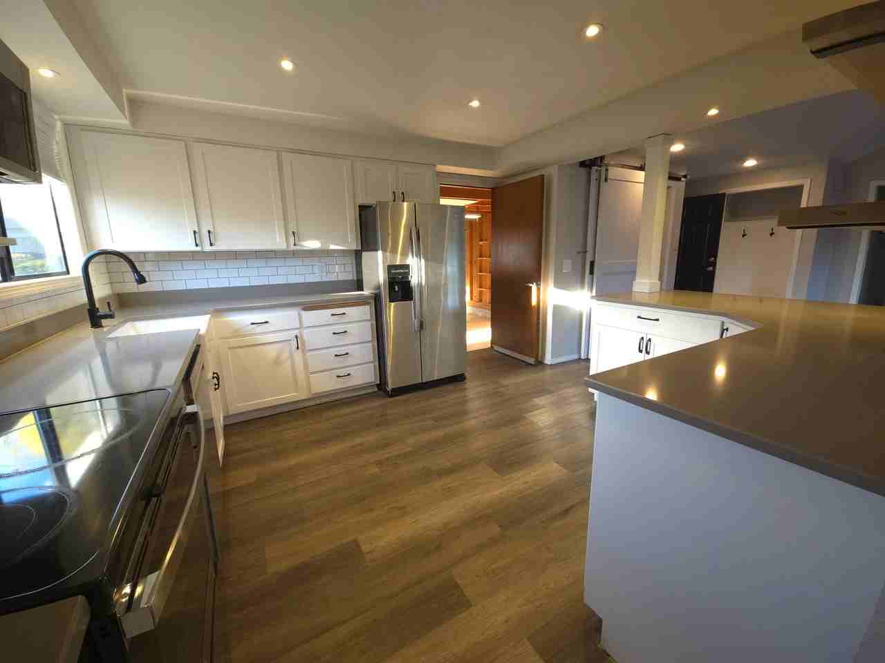 182 Carnelia St Se - Photo 7 of 20