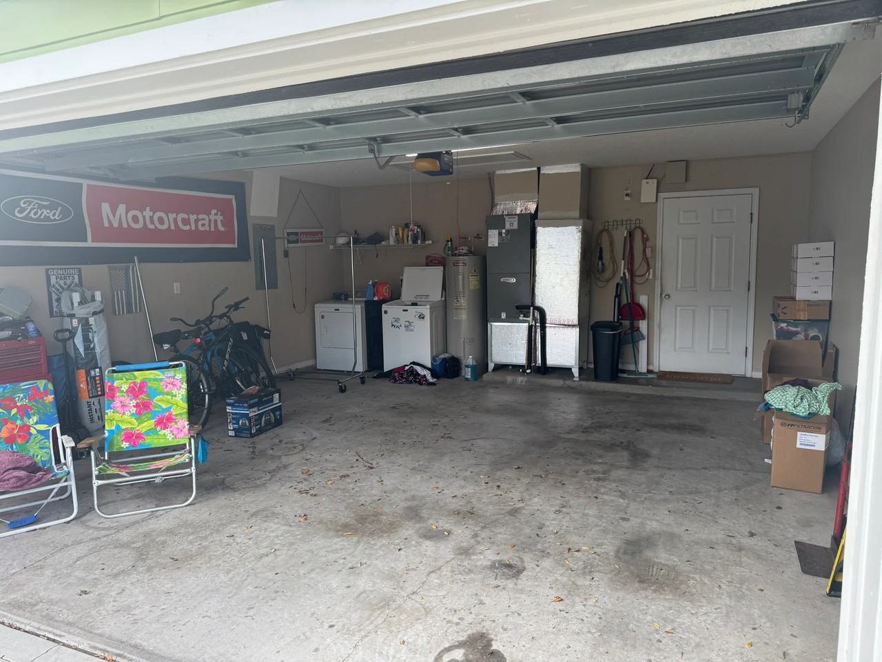 1502 Julia St - Photo 3 of 16