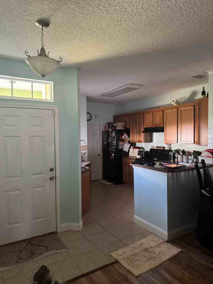 1502 Julia St - Photo 5 of 16