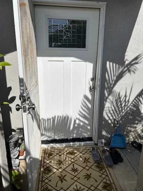 1630 Moreno St - Photo 4 of 11