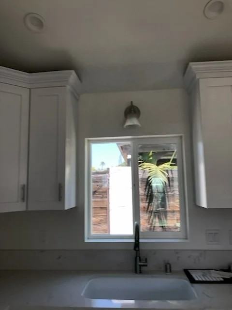 1630 Moreno St - Photo 6 of 11