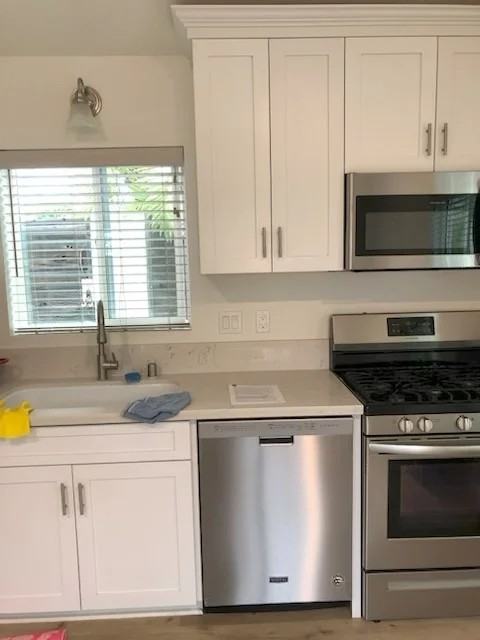 1630 Moreno St - Photo 7 of 11