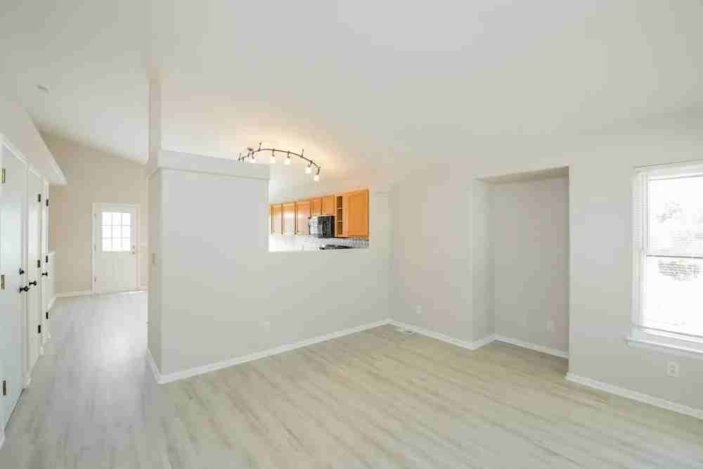 3539 S Ceylon Way - Photo 5 of 11