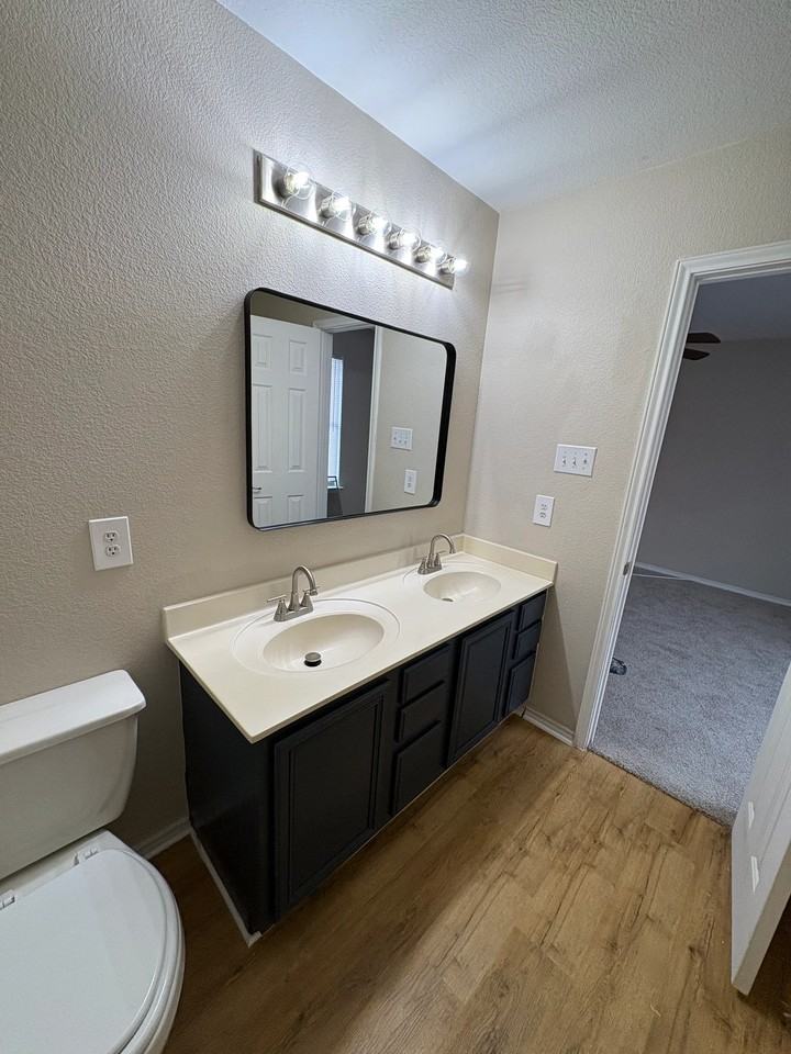 4703 Nuckols Crossing Rd - Photo 2 of 5