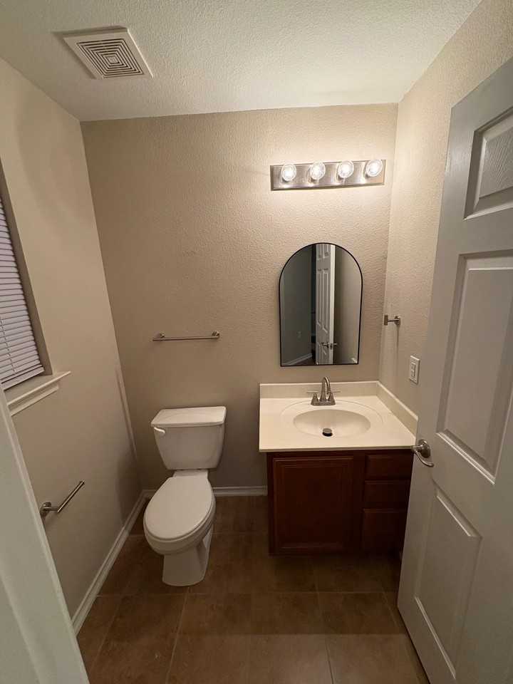 4703 Nuckols Crossing Rd - Photo 5 of 5