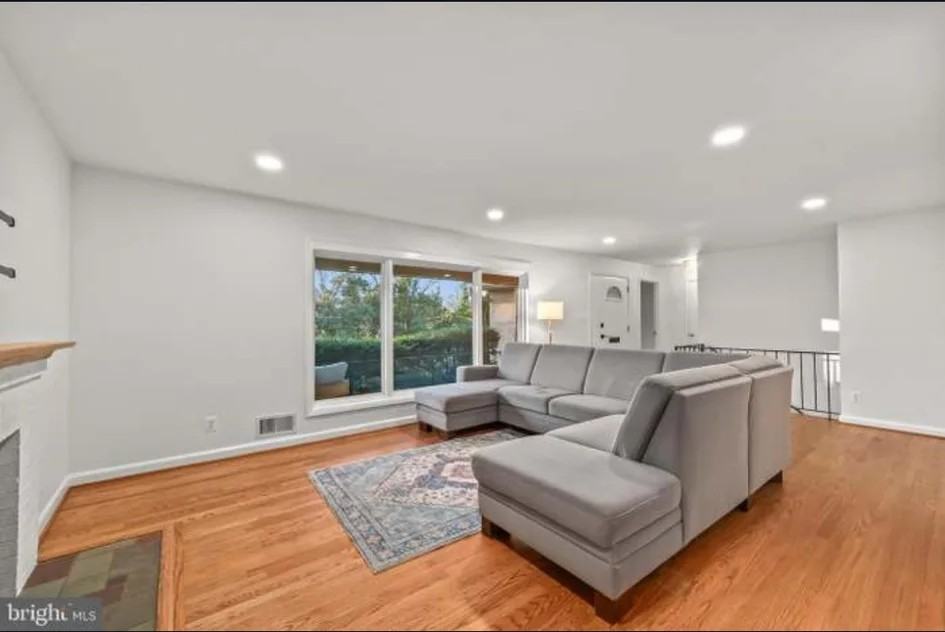 2320 Windsor Rd #2320 - Photo 5 of 17