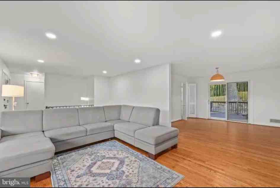 2320 Windsor Rd #2320 - Photo 7 of 17