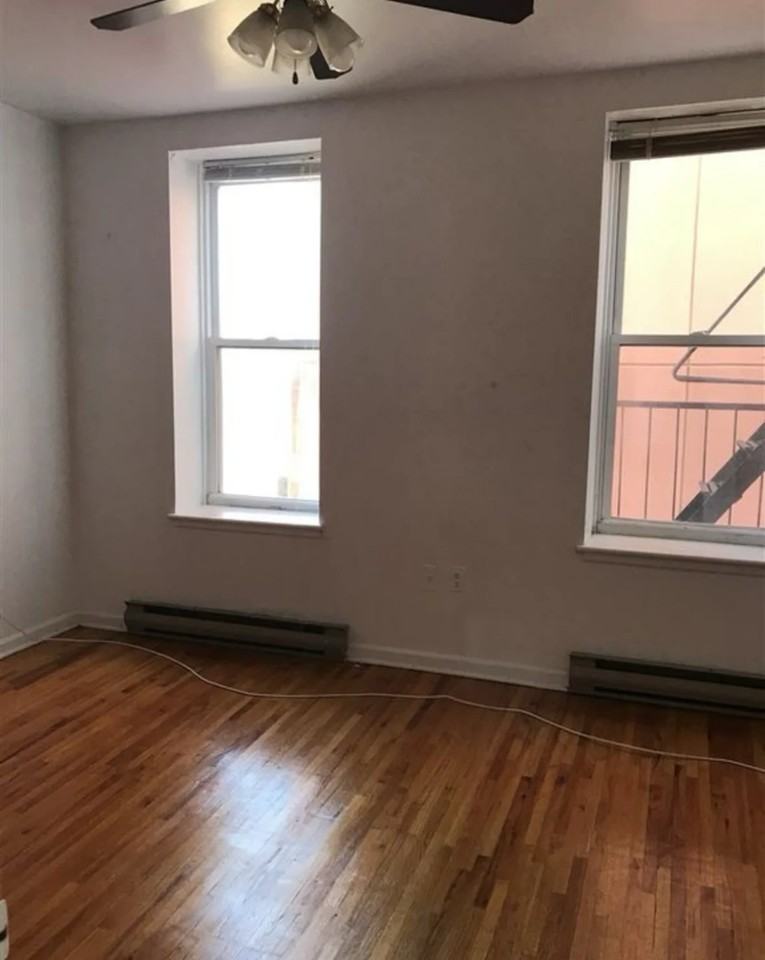 59 E Broad St #63-07 - Photo 5 of 6