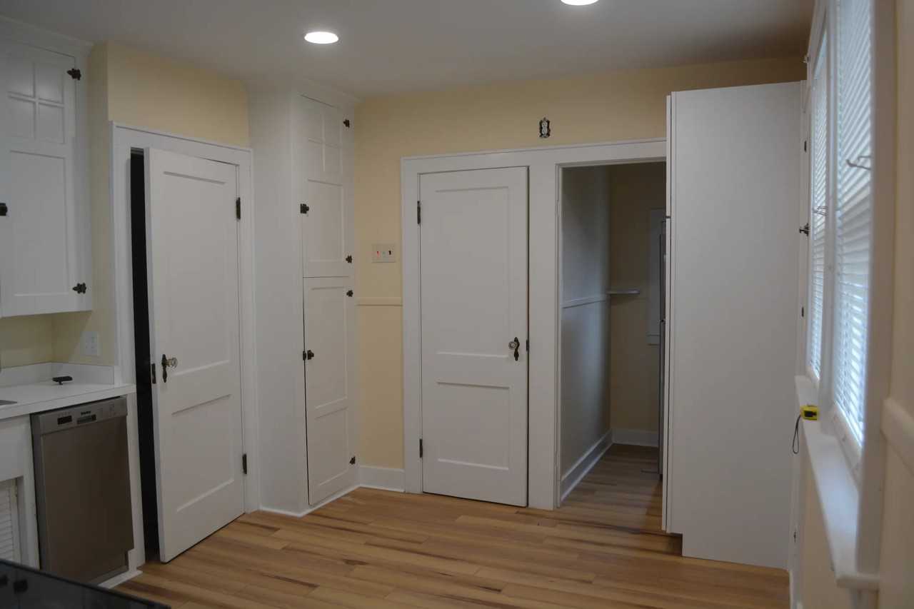 1503 Fox Pl - Photo 5 of 18