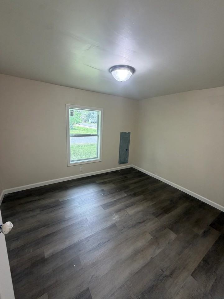 600 N Chevis St - Photo 7 of 11