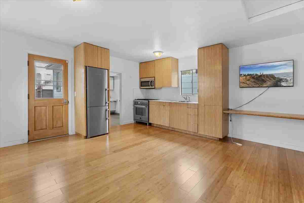 Marco Pl - Photo 2 of 13