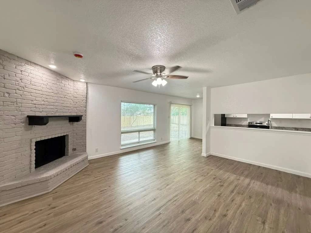 7506 Fairington Dr - Photo 6 of 18