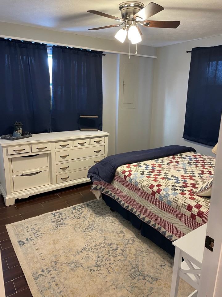 300 Cory Way - Photo 4 of 9