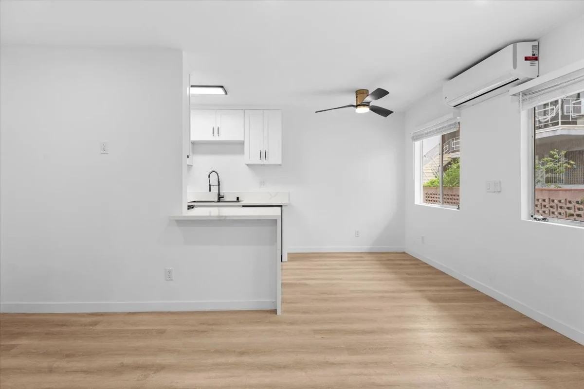 1021 N Edinburgh Ave #2 - Photo 7 of 15