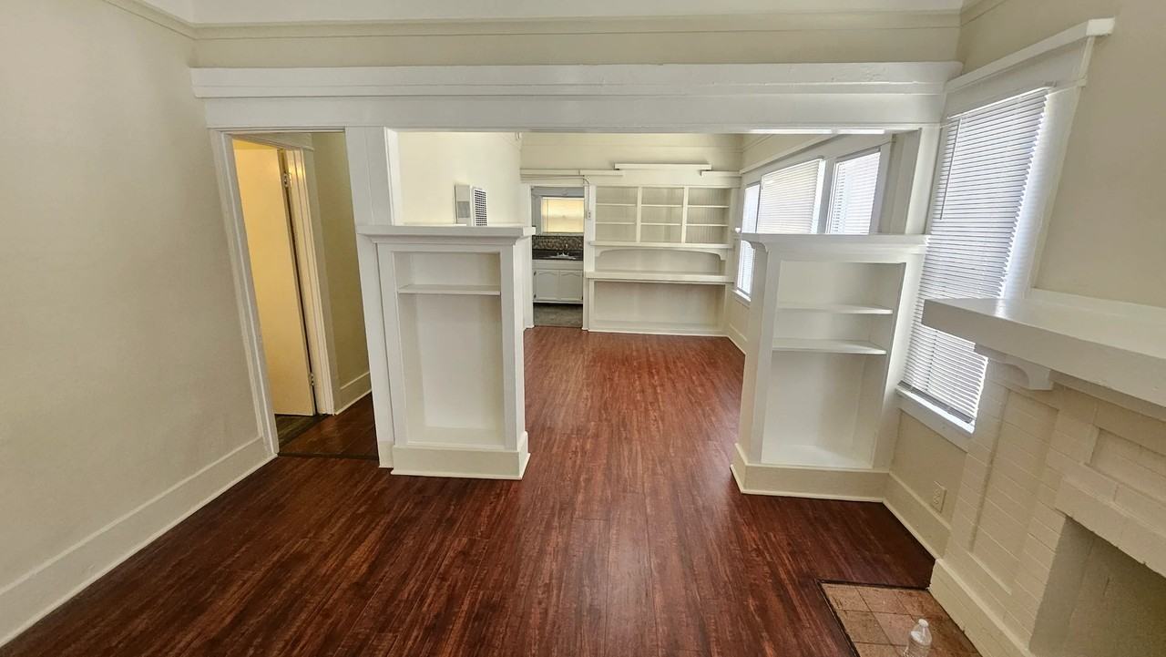 728 S Carondelet St #732 - Photo 3 of 15