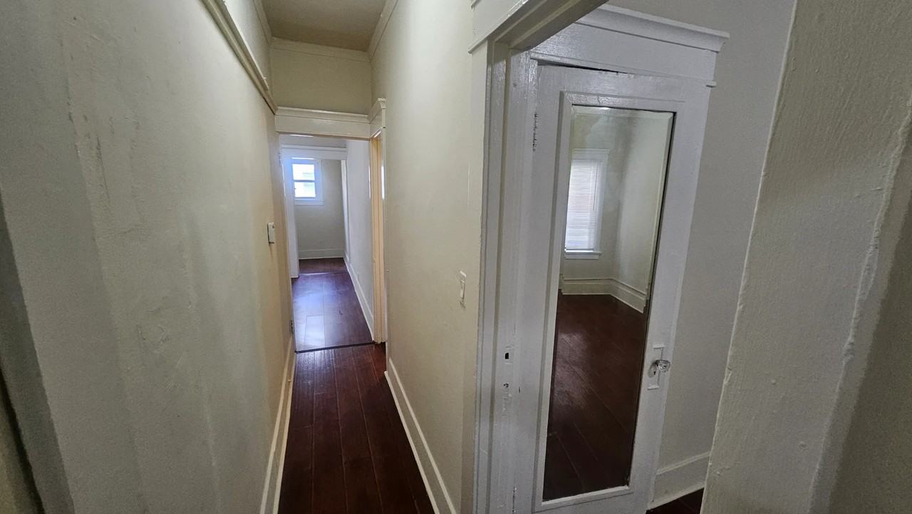 728 S Carondelet St #732 - Photo 7 of 15