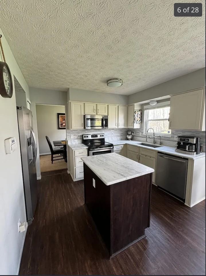 4330 Portobello Dr - Photo 4 of 20