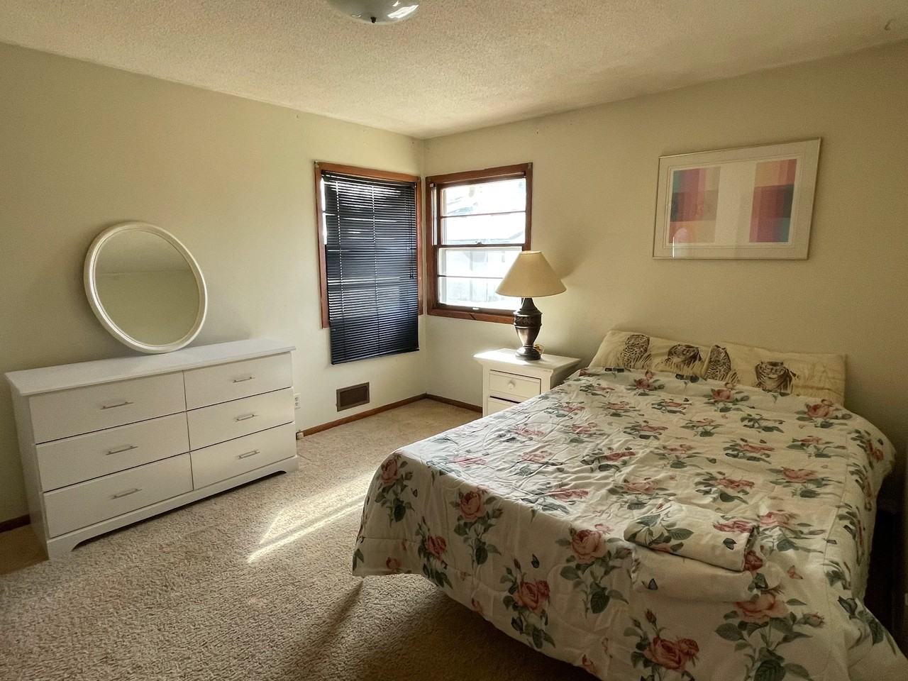 3520 39th Ave S - Photo 2 of 2